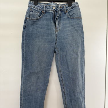 Straight Jeans