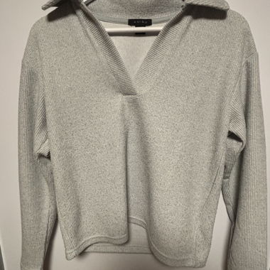 V-Pullover