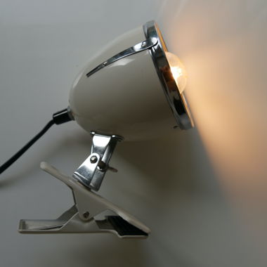 Lampada a molla vintage con paralume, crema