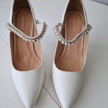 White High Heels with Pearls
