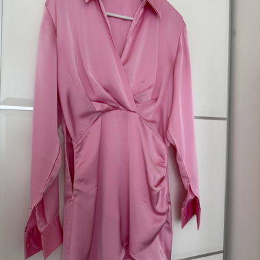 Abito in raso rosa