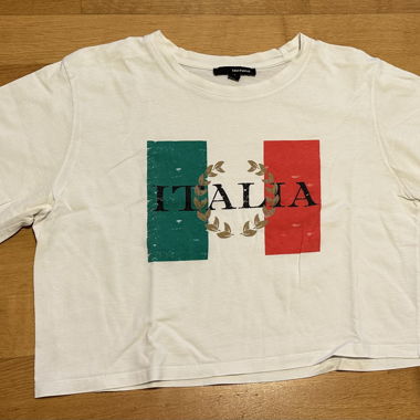 italian crop top