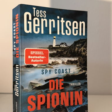Spy Coast - L’espionne