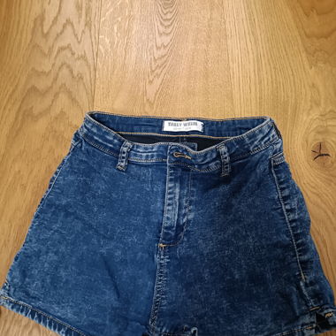 Kurze Hose 
