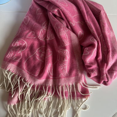 Écharpe rose pour chien avec franges