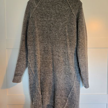 Abito in maglia grigio