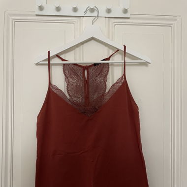 top mit spitze