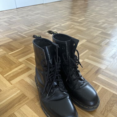 Dr. Martens Stiefel