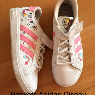 Sneakers Adidas Disney taglia 38