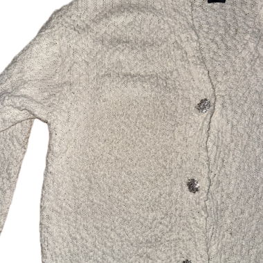 Cardigan ZARA Super Soft con bottoni a diamante floreali
