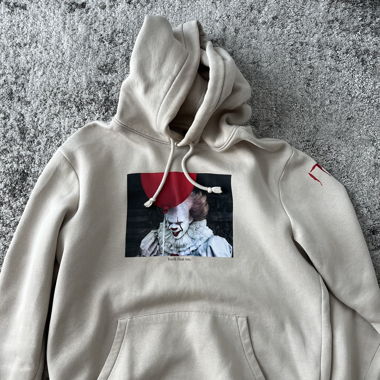 It Pullover