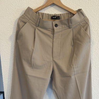 Pantalons