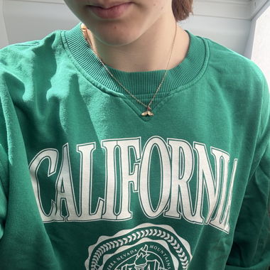 Divided Grüner Pullover