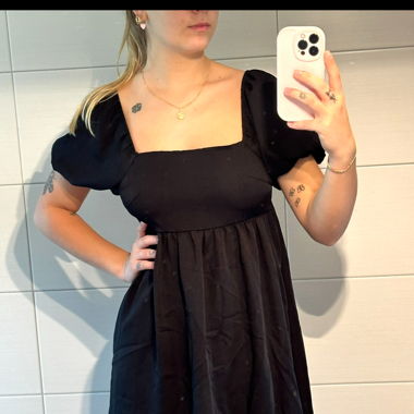 Black dress backless