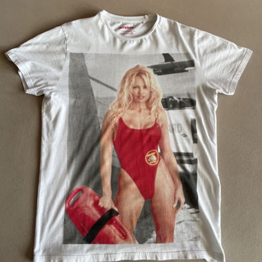 Baywatch T-Shirt Size L