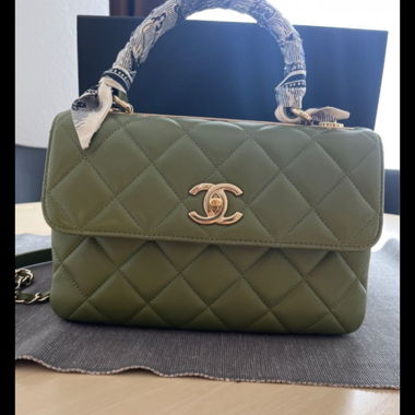 Borsa Chanel verde trapuntata