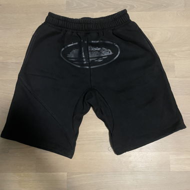 Schwarze Corteiz Shorts Gr. L
