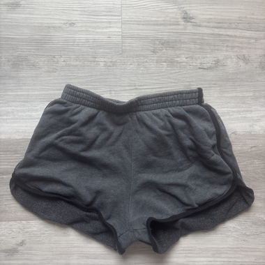 Dunkle Sportshorts Brandy Melville