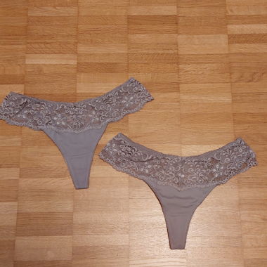 2er Set Spitzen-Strings