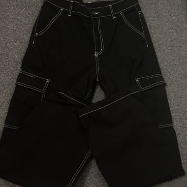 Schwarze Cargo-Hosen