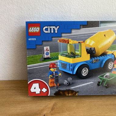 LEGO City 60325 - Betonmischer