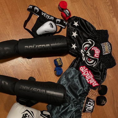 Venom Muay thai starter setup