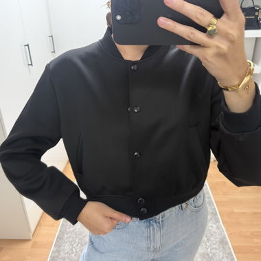 Schwarze Jacke - Grösse M