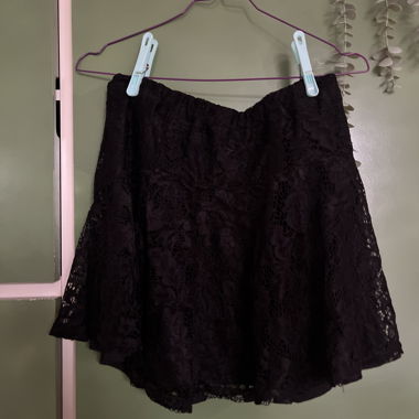 black lace mini skirt 