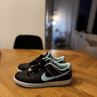 Nike Dunk Low Barber Shop