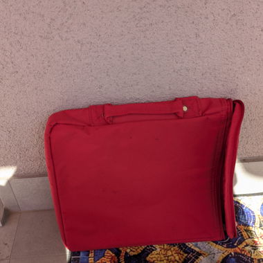 Borsa in tessuto rossa / ventiquadri per computer