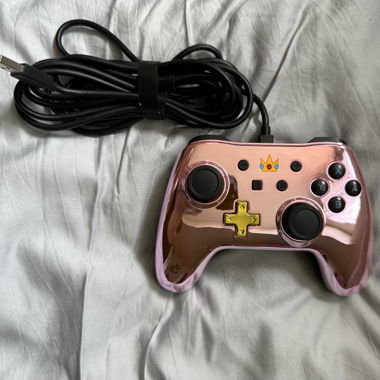 Nintendo Switch Controller Peach Chrome Edition