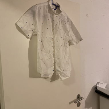 Chemise blanche à motifs enfants 11/12ans 152