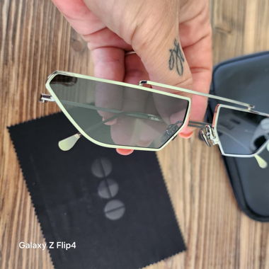 Lunettes de soleil - Komono – comme neuves