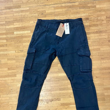 Cargohose schwarz Brandneu mit Schild