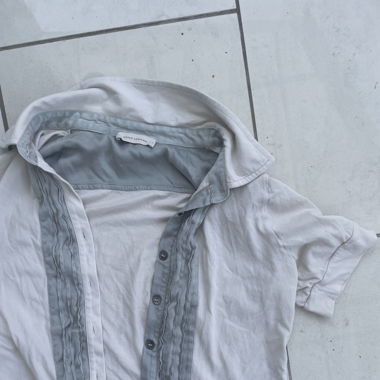Blouse Blue accents Buttons
