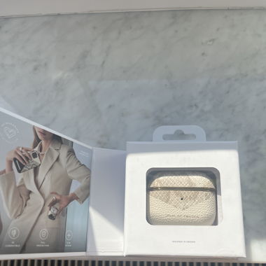 Ideal of Sweden AirPods Case Gen. 3