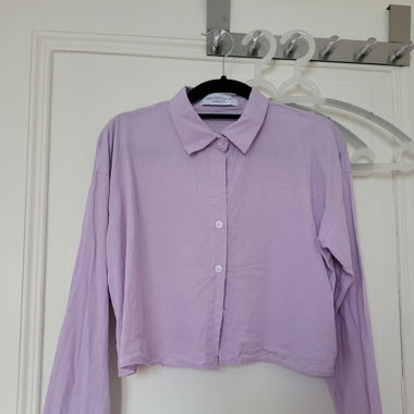 Chemise crop top lila taille S