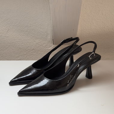 kitten heels