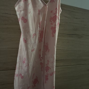 Camicia da notte in raso rosa