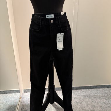 Jean Zara noir taille 38