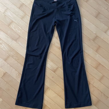 flared yoga pants