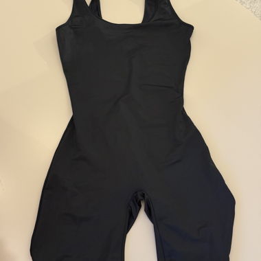 Dünner Schwarzer Jumpsuit