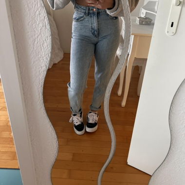 Mom Jeans