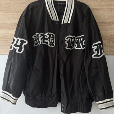 Freshniss College Jacke schwarz Gr. M