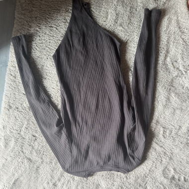 Grauer Body