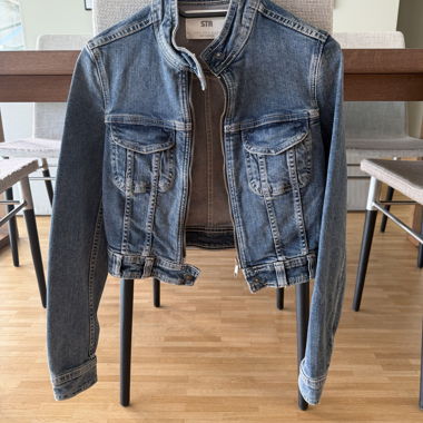 Jeansjacke mit Reissverschluss