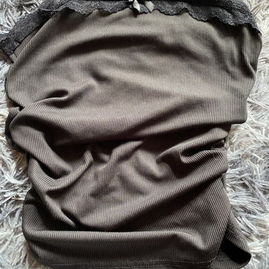 Top bandeau en dentelle