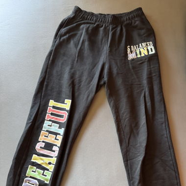 Jogginghose dunkelgrau mit Aufdruck