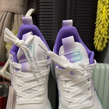 New Sneaker