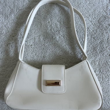 Weisse Handtasche